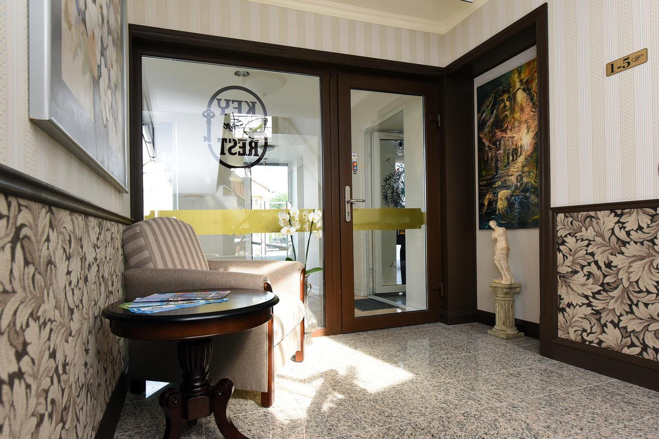 Key For Rest Hotel Паланга Екстериор снимка